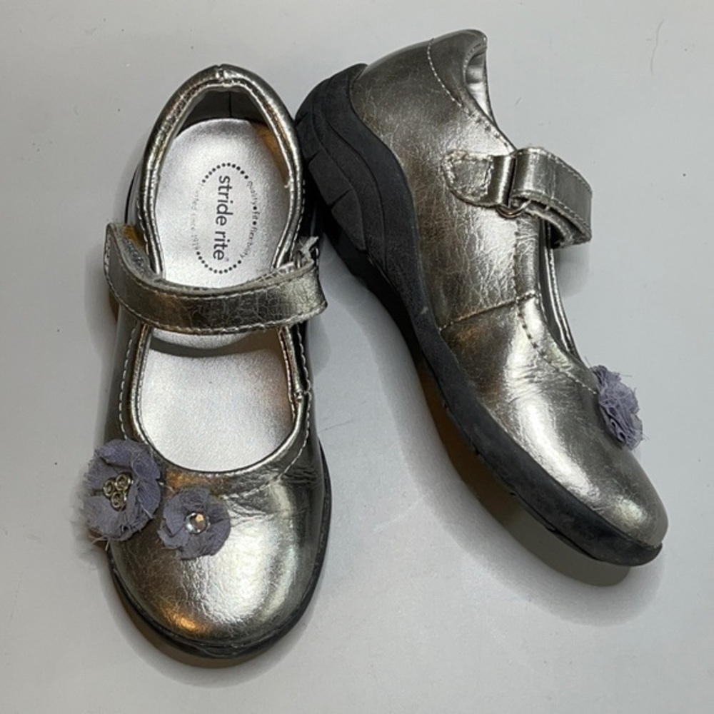 Stride Rite Silver Kids Shoes with Flower Accent